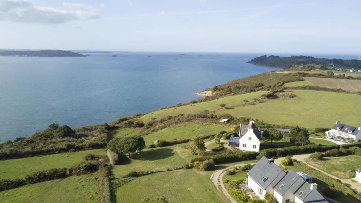 Kermartin - Maison De Famille Avec Vue Sur La Baie De Morlaix Plouezoc'h Exterior foto